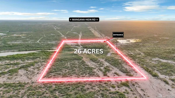 a view of an outdoor space