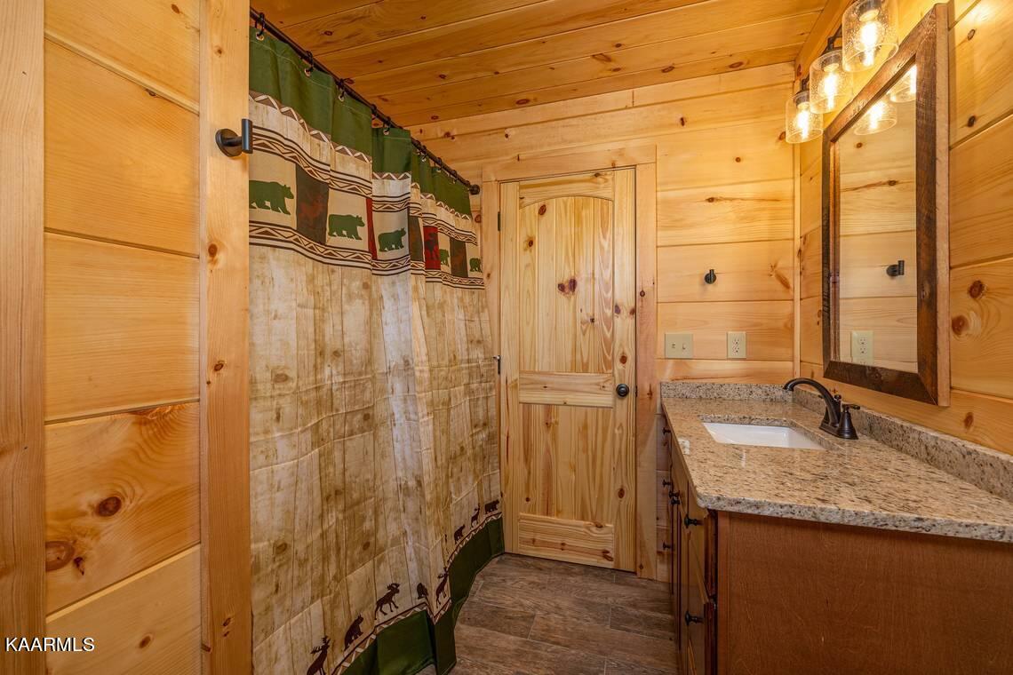 3859 Holders Grove Road Cosby, TN 37722 - Photo 16 of 18 Bath 2 of previous cabin for reference