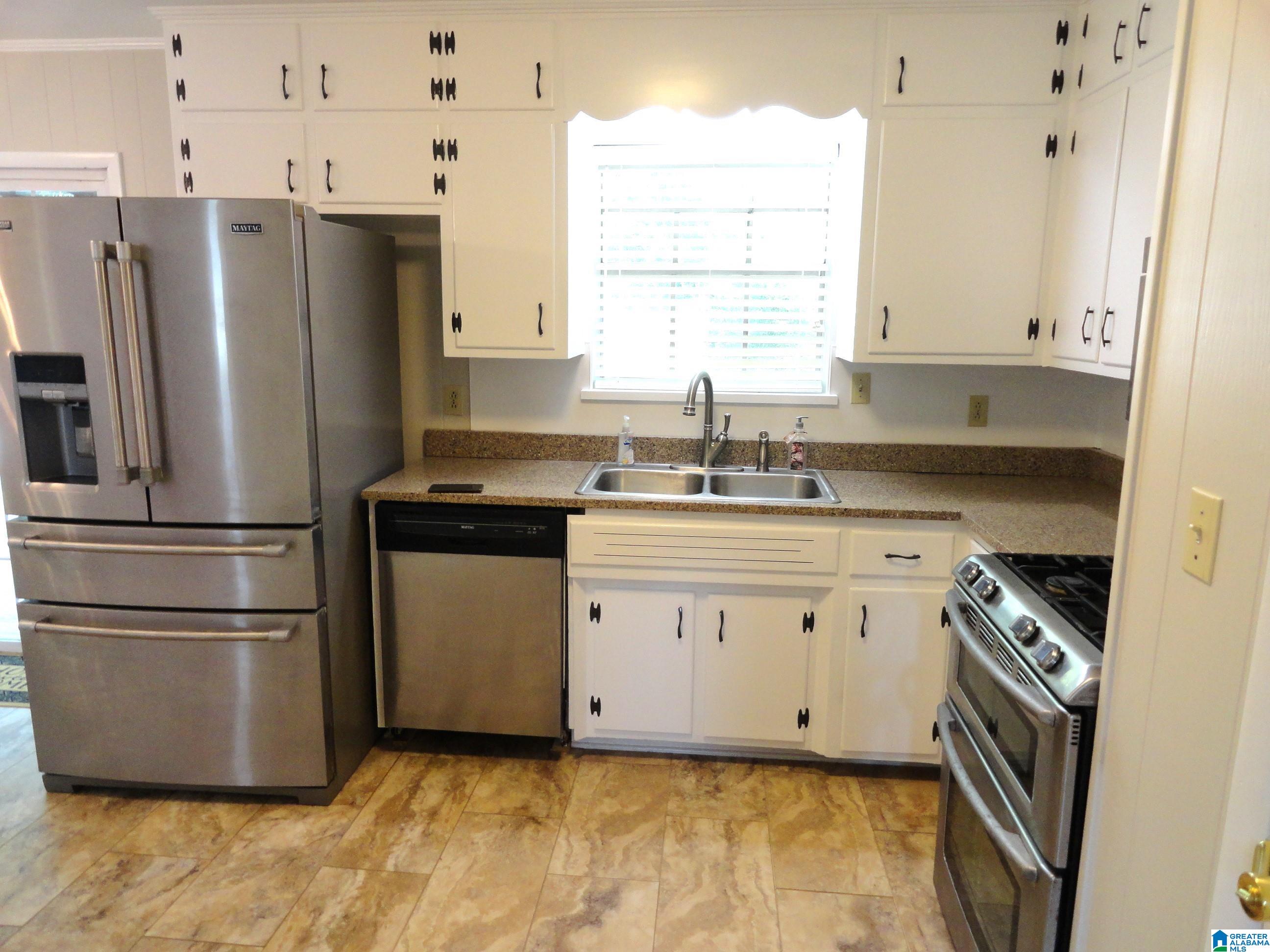5701 Valleyview Trail Adamsville, AL 35005 - Photo 5 of 20