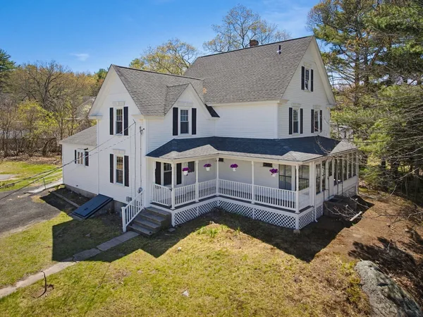 $519,900 | 298 Providence Road, Northbridge, MA 01588