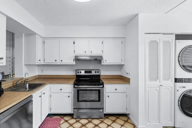 $1,800 | 14623 Bonaire Boulevard, Unit 405, Delray Beach, FL 33446