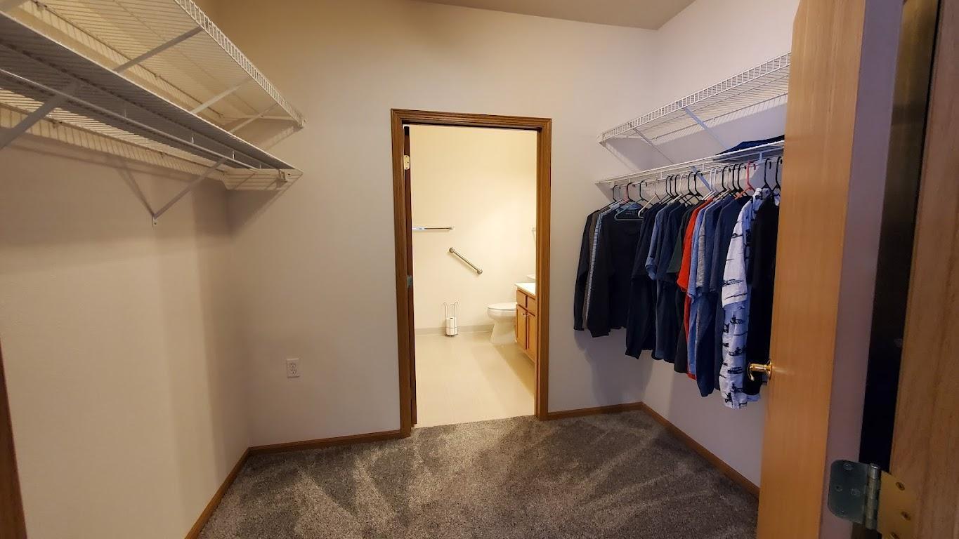 2226 Lower Afton Road St. Paul, MN 55119 - Photo 14 of 25