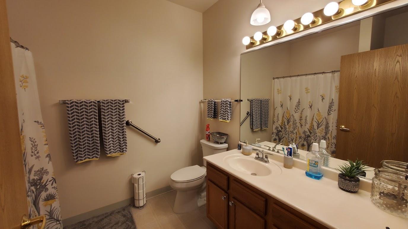 2226 Lower Afton Road St. Paul, MN 55119 - Photo 15 of 25