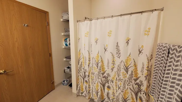 $250,000 | 2226 Lower Afton Road, St. Paul, MN 55119