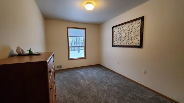 $250,000 | 2226 Lower Afton Road, St. Paul, MN 55119