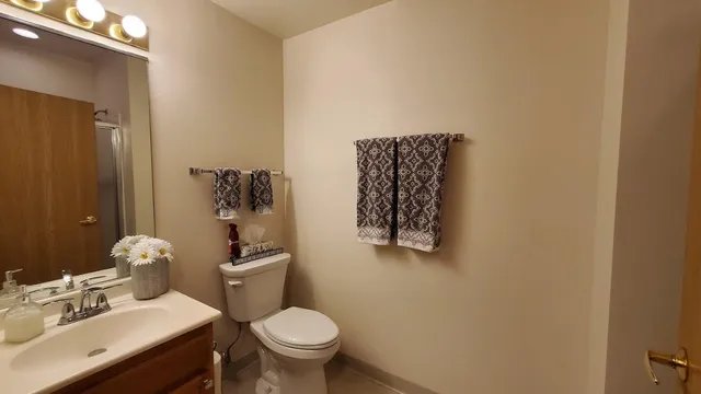 $250,000 | 2226 Lower Afton Road, St. Paul, MN 55119