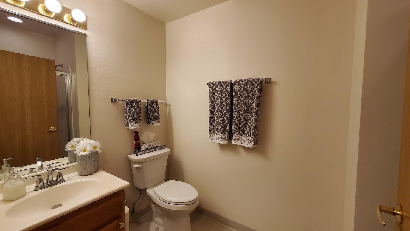 2226 Lower Afton Road St. Paul, MN 55119 - Photo 19 of 25