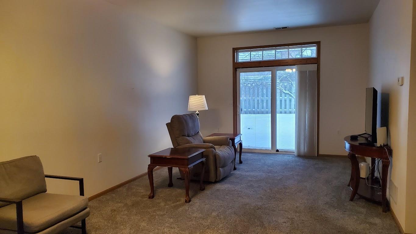 2226 Lower Afton Road St. Paul, MN 55119 - Photo 6 of 25