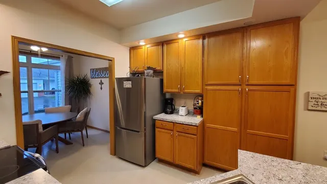 $250,000 | 2226 Lower Afton Road, St. Paul, MN 55119