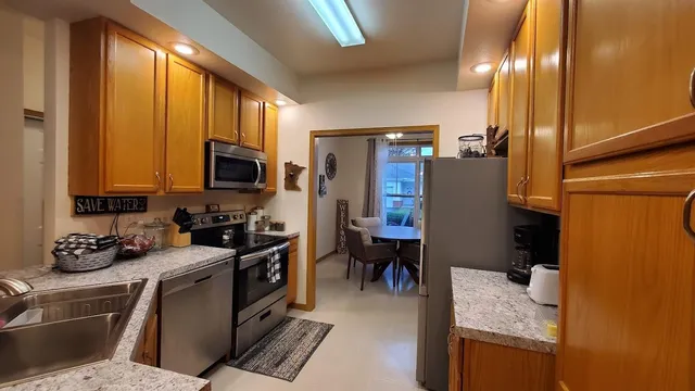 $250,000 | 2226 Lower Afton Road, St. Paul, MN 55119