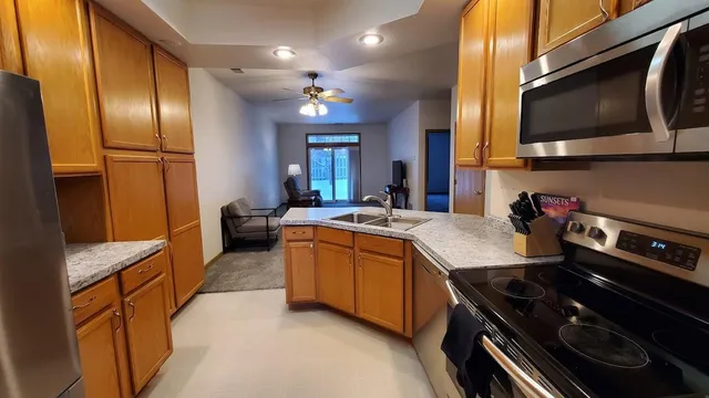 $250,000 | 2226 Lower Afton Road, St. Paul, MN 55119