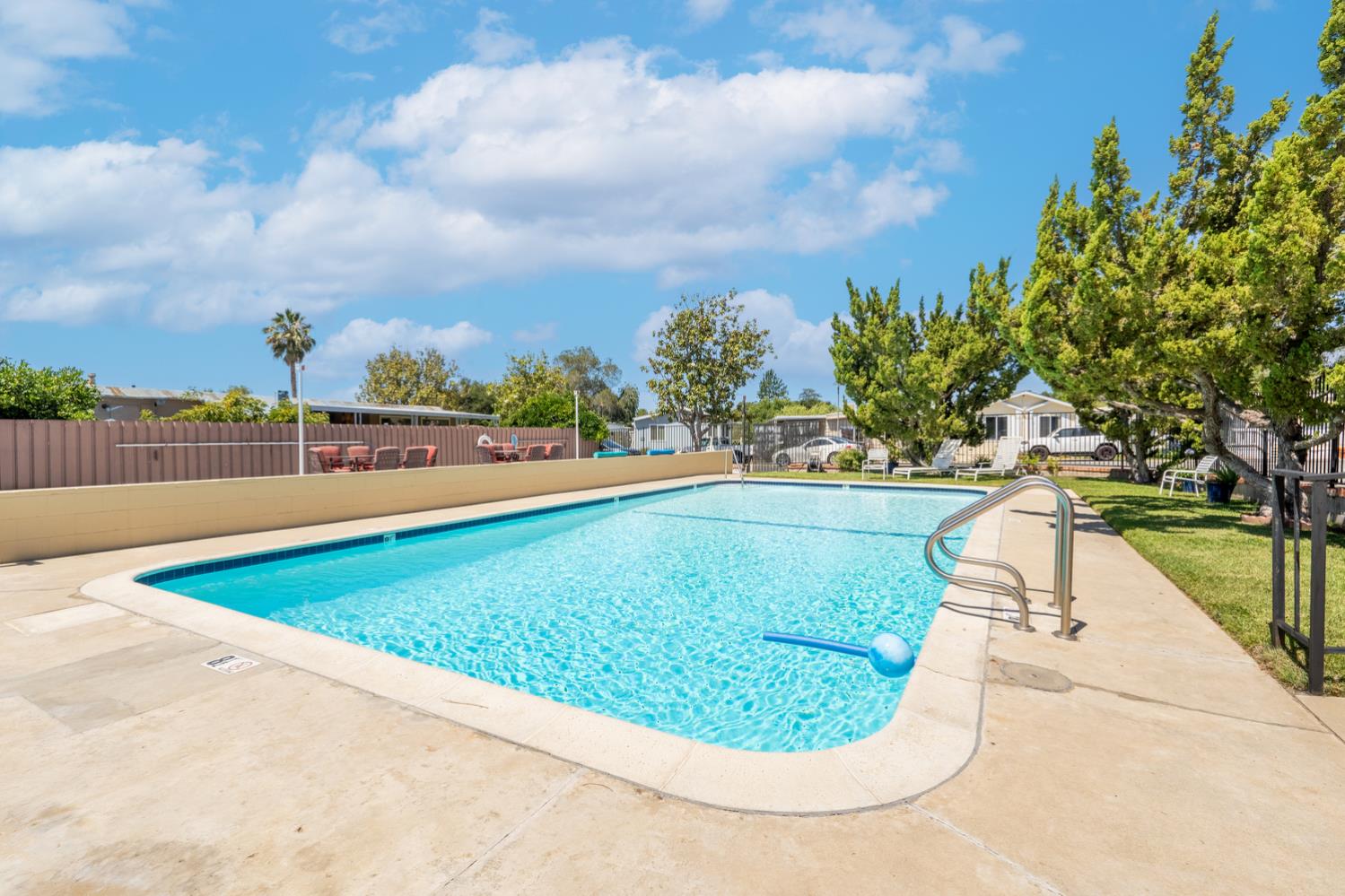 1075 Loma Drive, Unit 66 Ojai, CA 93023 - Photo 18 of 22 a view of swimming pool with a yard