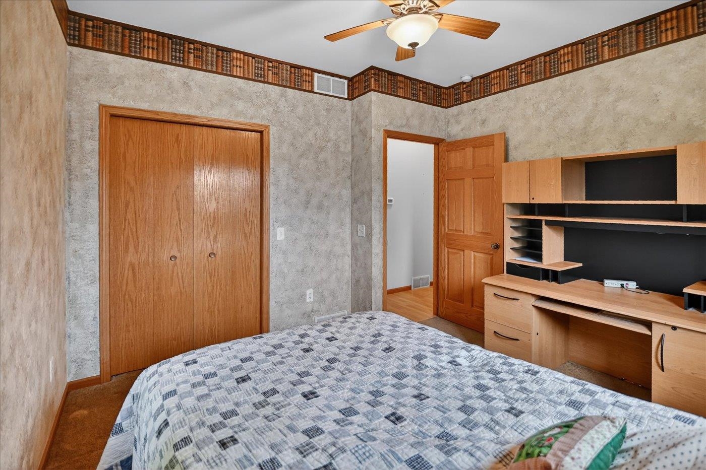 100 East Gonstead Road Mount Horeb, WI 53572 - Photo 25 of 78