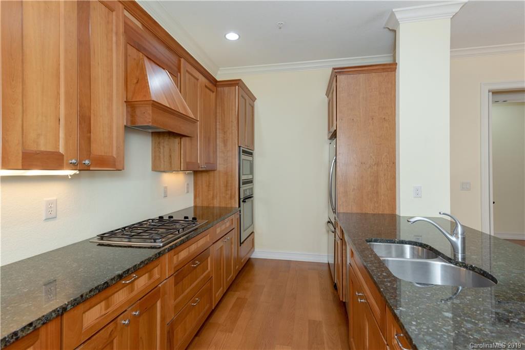 31 Ridgetop Circle, Unit 104 Brevard, NC 28712 - Photo 13 of 40 Gallery Image 13