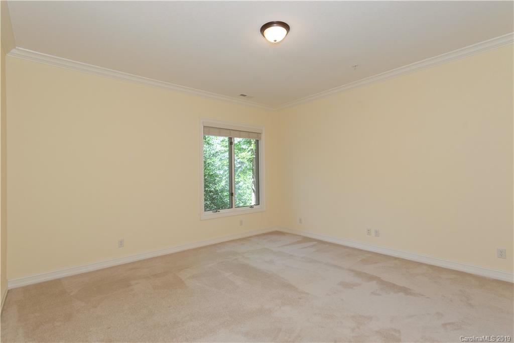 31 Ridgetop Circle, Unit 104 Brevard, NC 28712 - Photo 17 of 40 Gallery Image 17