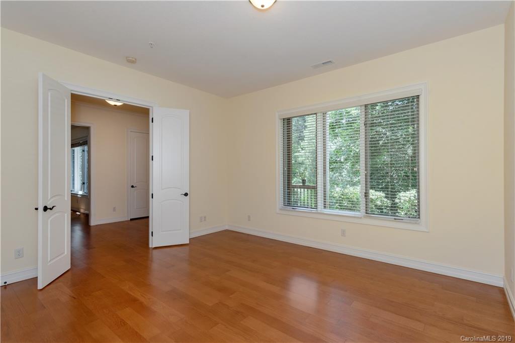 31 Ridgetop Circle, Unit 104 Brevard, NC 28712 - Photo 21 of 40 Gallery Image 21
