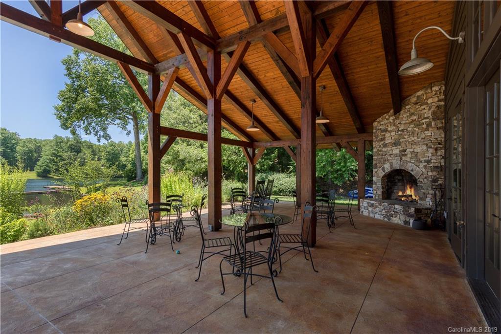 31 Ridgetop Circle, Unit 104 Brevard, NC 28712 - Photo 31 of 40 Gallery Image 31