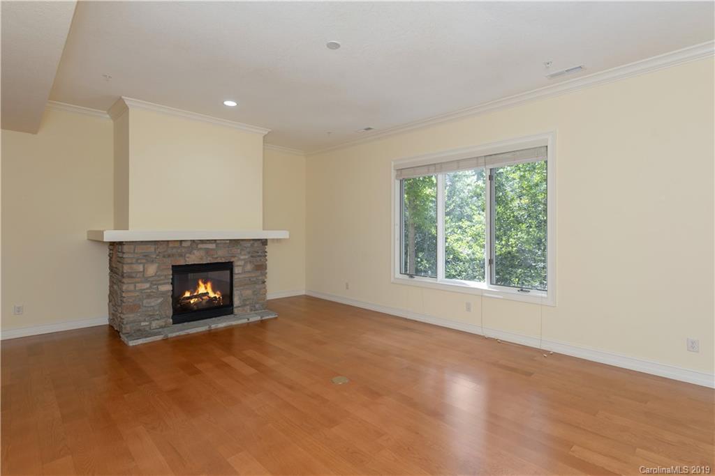 31 Ridgetop Circle, Unit 104 Brevard, NC 28712 - Photo 9 of 40 Gallery Image 9