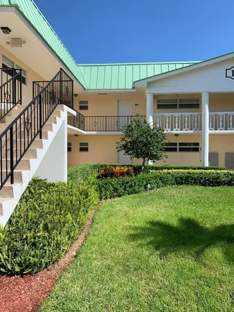 $2,200 | 19 Colonial Club Drive, Unit 202, Boynton Beach, FL 33435
