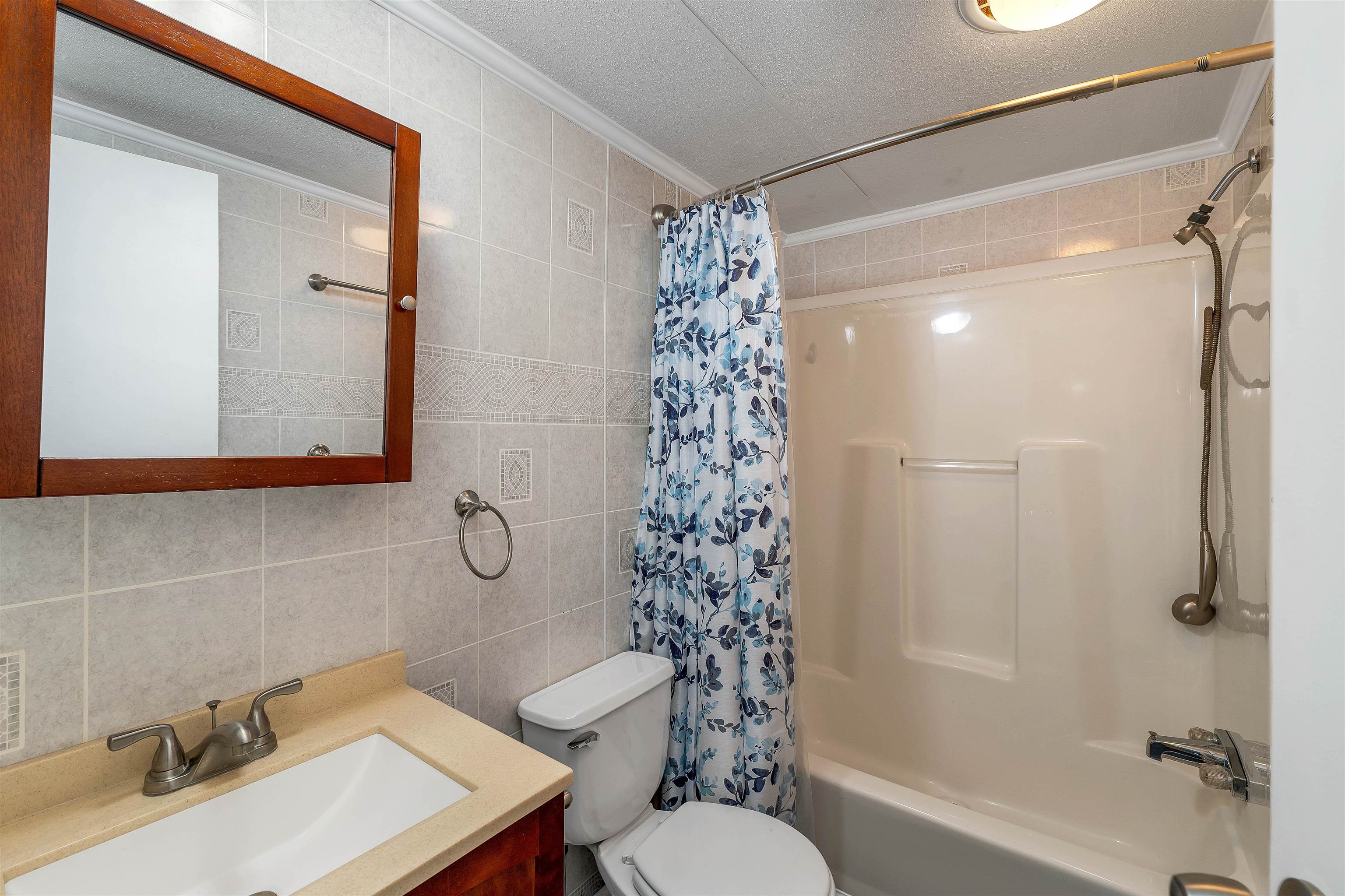 1 Apricot Way North Hampton, NH 03862 - Photo 18 of 28