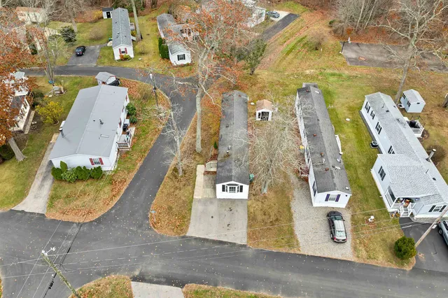 $135,000 | 1 Apricot Way, North Hampton, NH 03862