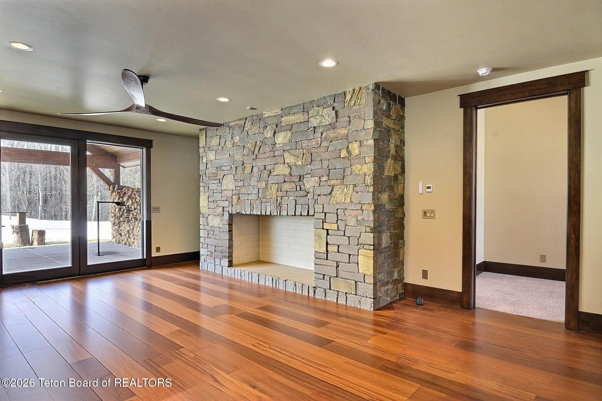 9802 Hiddenwaters Lane Victor, ID 83455 - Photo 10 of 52 Great Room - no furnishings