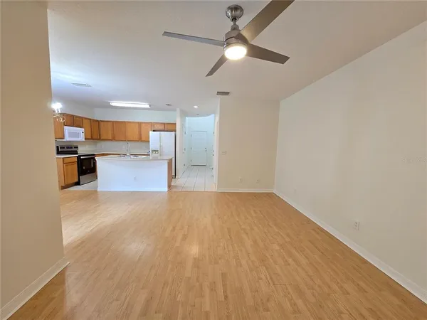 $2,100 | 30202 Goodwick Way, Wesley Chapel, FL 33543