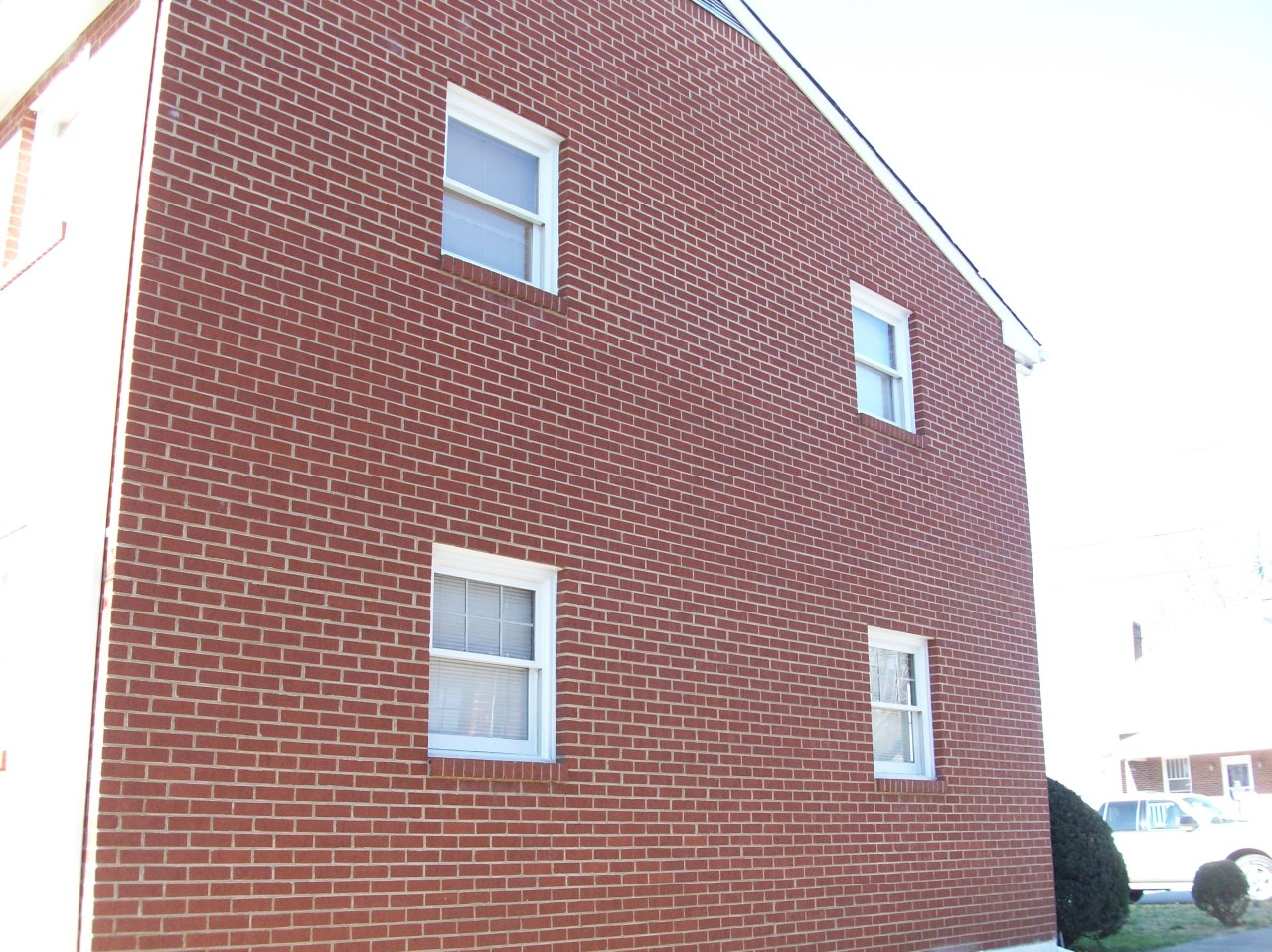 413 Fieldale Road Northeast Roanoke, VA 24012 - Photo 4 of 28 Fieldale Left Side