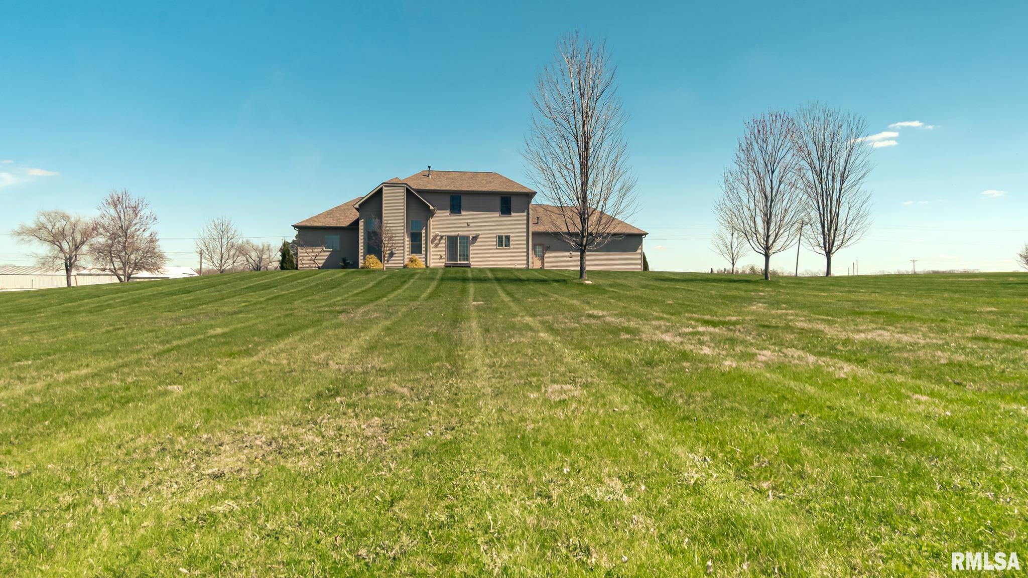 1409 Hickory Point Road Metamora, IL 61548 - Photo 13 of 57 Gallery Image 13