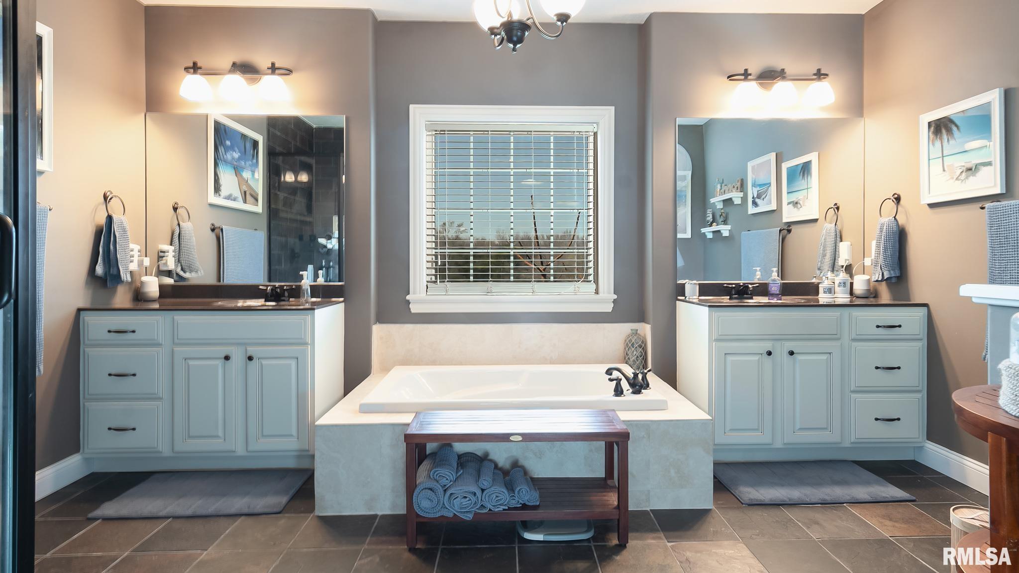 1409 Hickory Point Road Metamora, IL 61548 - Photo 36 of 57 Gallery Image 36