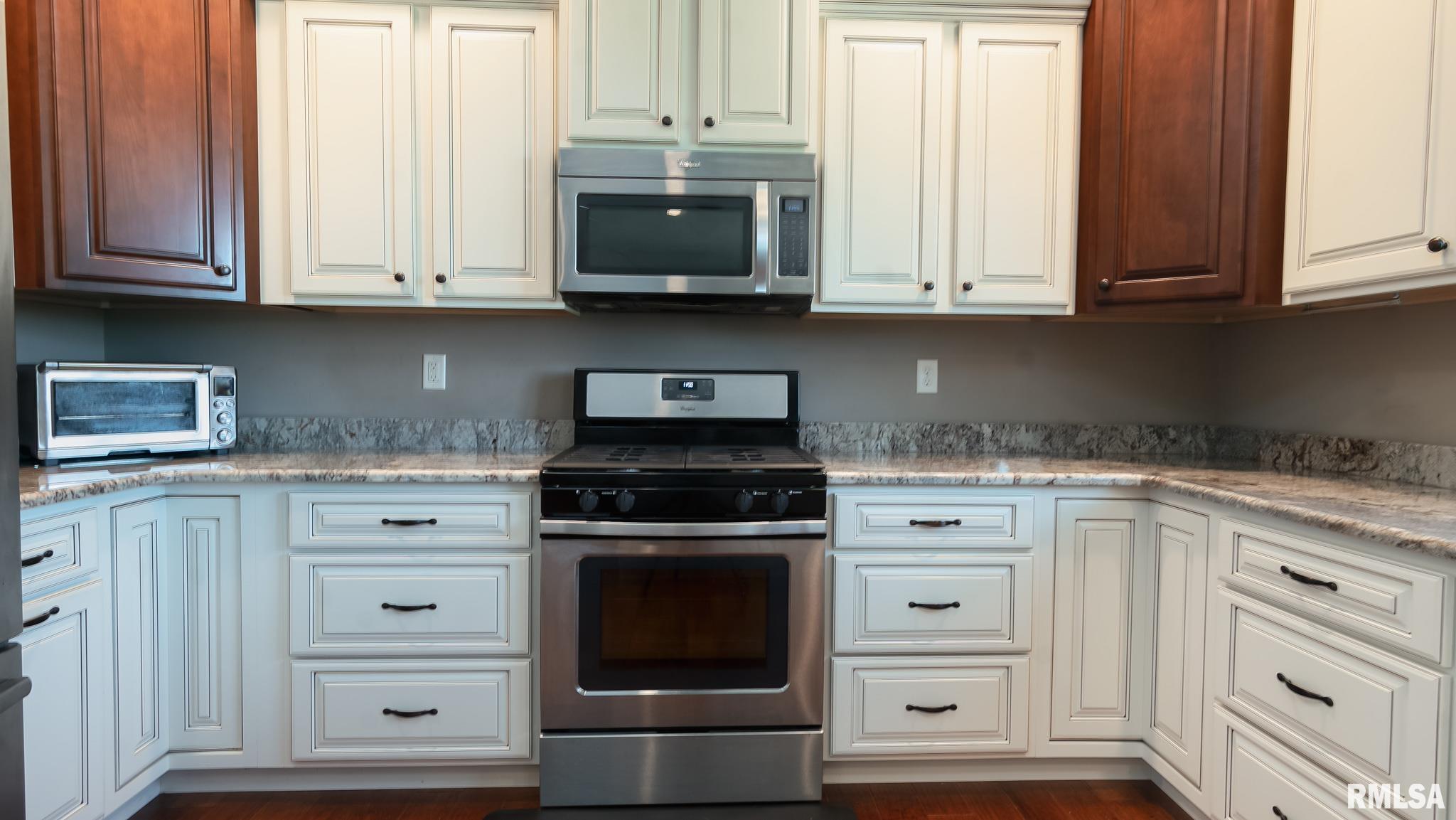 1409 Hickory Point Road Metamora, IL 61548 - Photo 47 of 57 Gallery Image 47