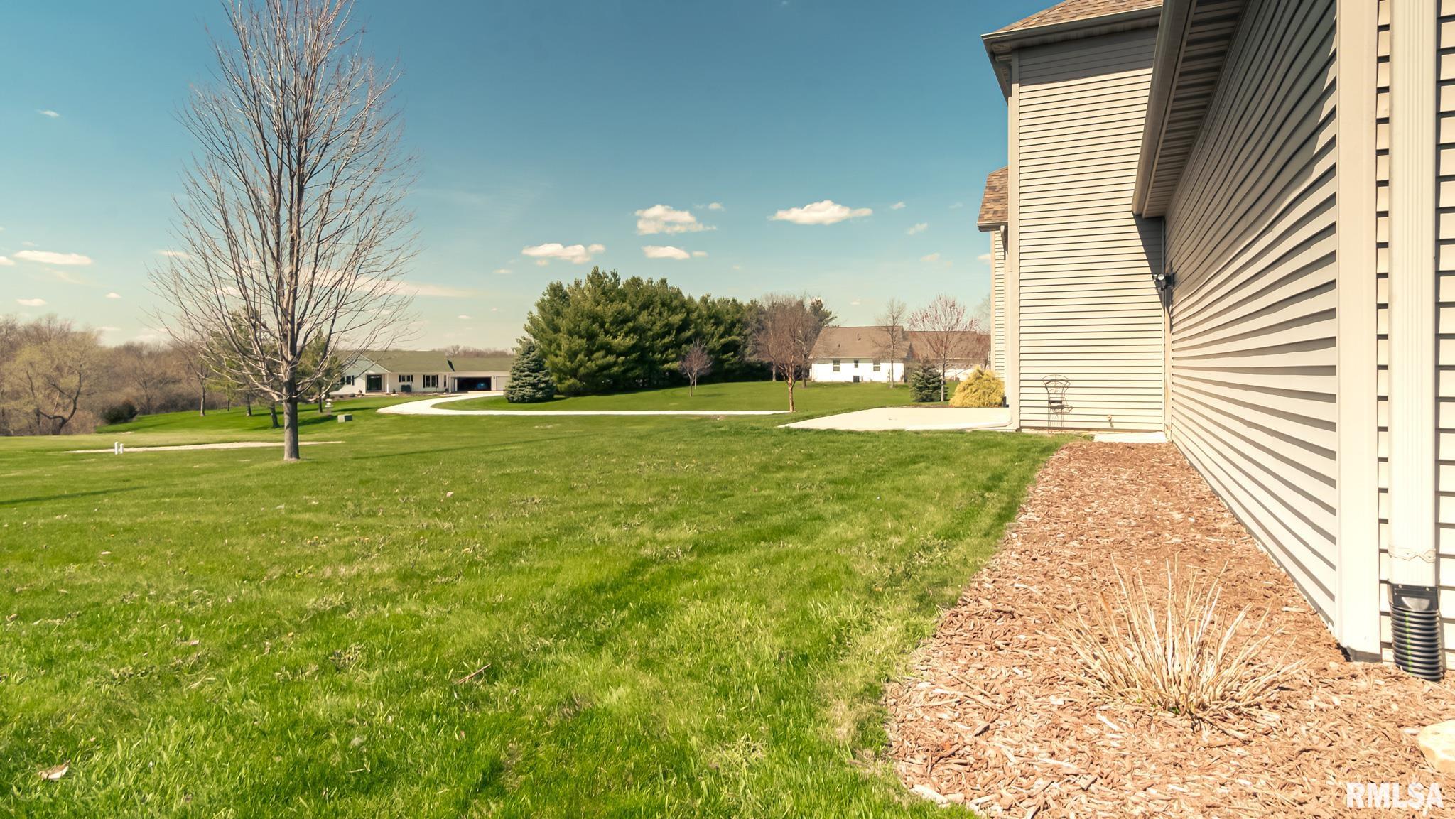 1409 Hickory Point Road Metamora, IL 61548 - Photo 10 of 57 Gallery Image 10