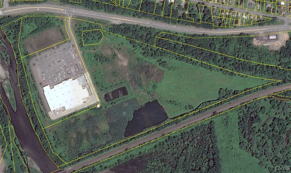 182 Lowes Boulevard Herkimer, NY 13350 - Photo 3 of 15