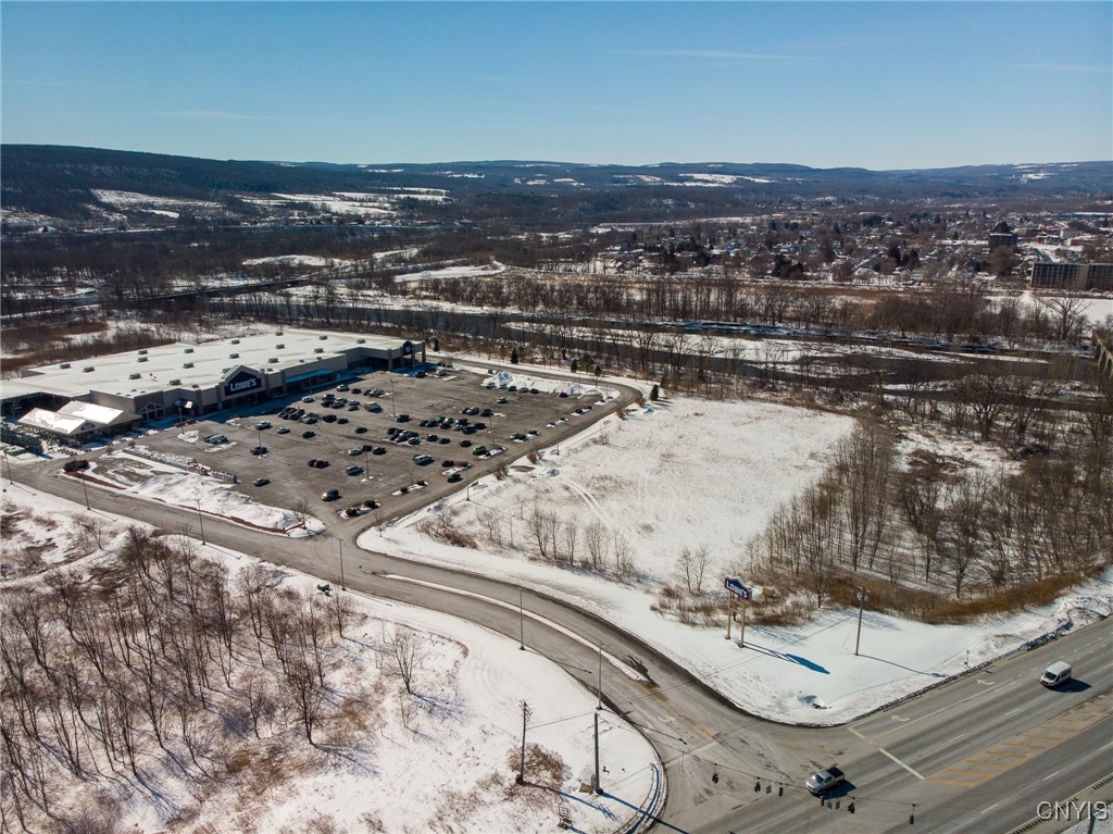 182 Lowes Boulevard Herkimer, NY 13350 - Photo 9 of 15