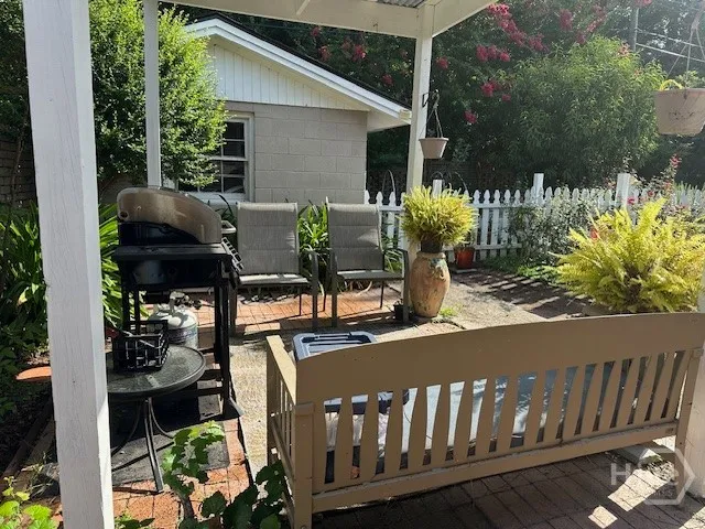 $1,600 | 30 East 67th Street, Unit A, Savannah, GA 31405