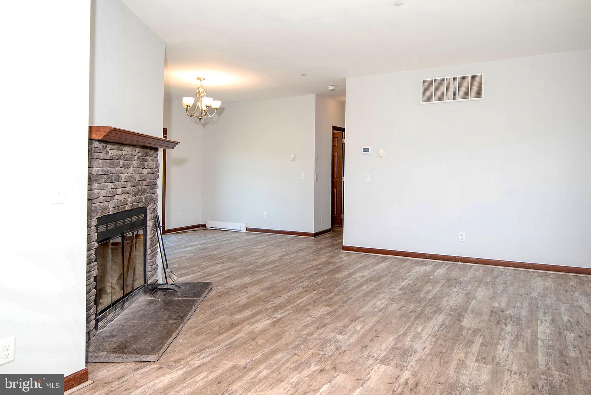 1668 Colora Road Colora, MD 21917 - Photo 3 of 29 Living Room