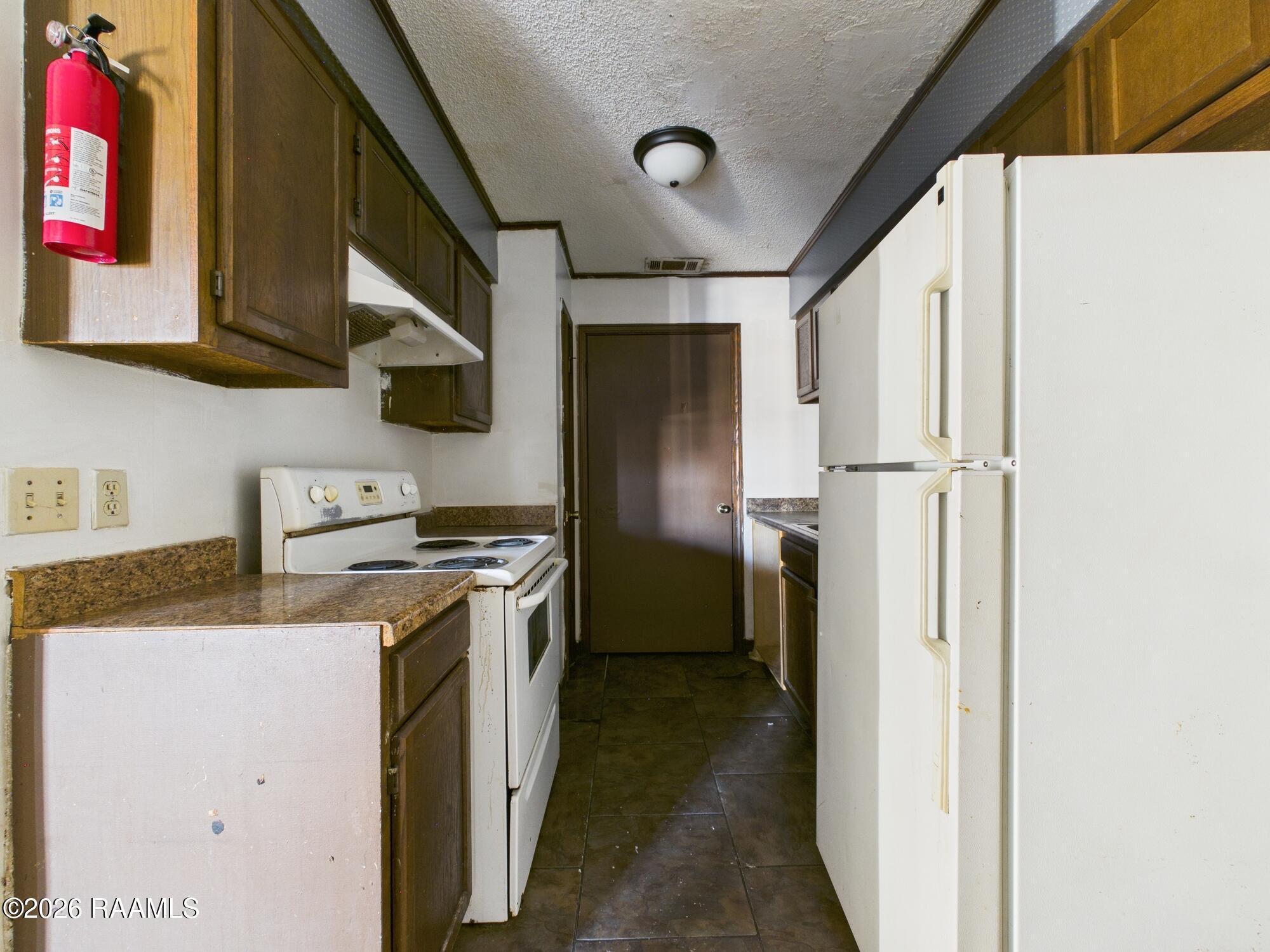 102 Limoges Street, Unit C Duson, LA 70529 - Photo 4 of 16 CAM06261G6-PR0032-STILL010