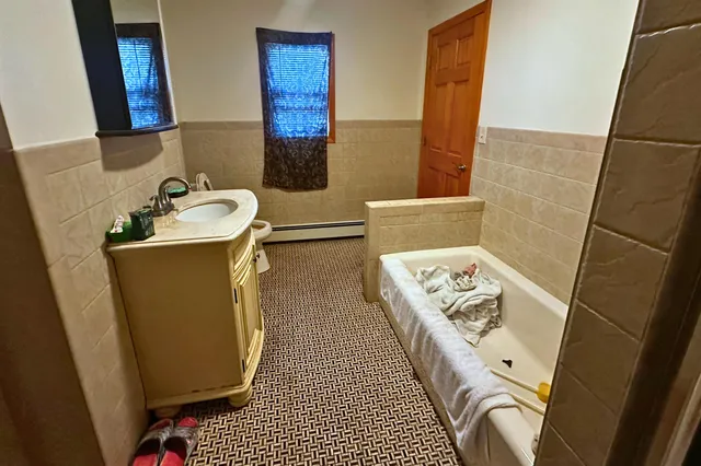 $425,000 | 2 Shaker Road, Concord, NH 03301