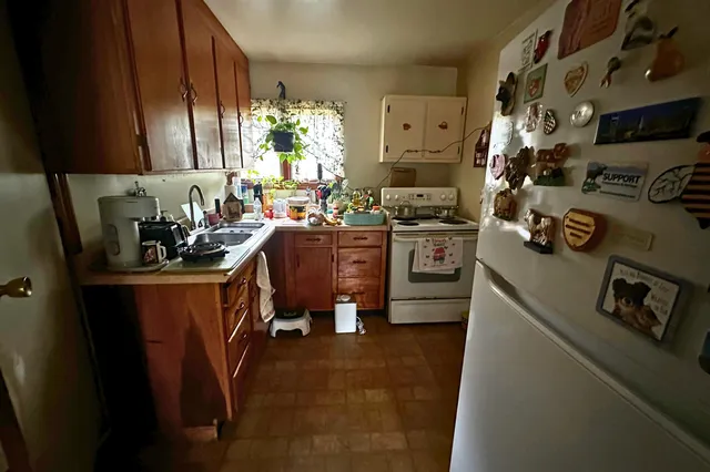 $425,000 | 2 Shaker Road, Concord, NH 03301