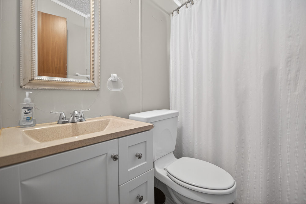 220 Bailey Circle Townville, SC 29689 - Photo 12 of 50