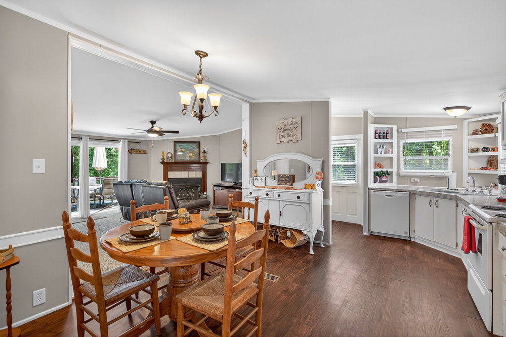 220 Bailey Circle Townville, SC 29689 - Photo 17 of 50