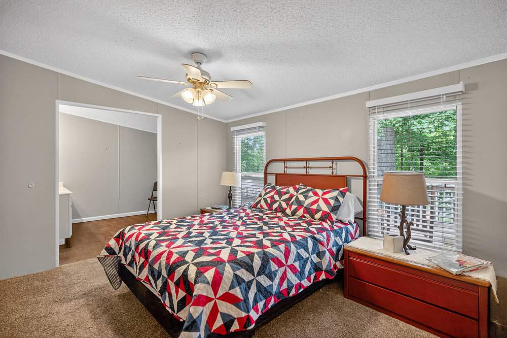 220 Bailey Circle Townville, SC 29689 - Photo 23 of 50