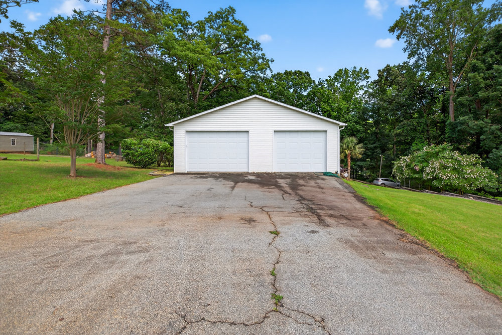 220 Bailey Circle Townville, SC 29689 - Photo 35 of 50