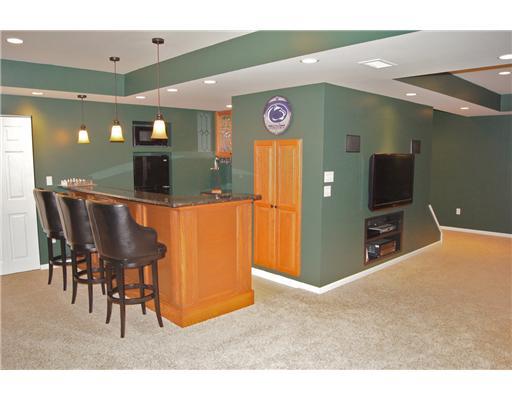 604 Hancock Court McKees Rocks, PA 15136 - Photo 10 of 18 Family Room. Wet Bar/Refrigerator/Wine Rack Gas line for Fireplace