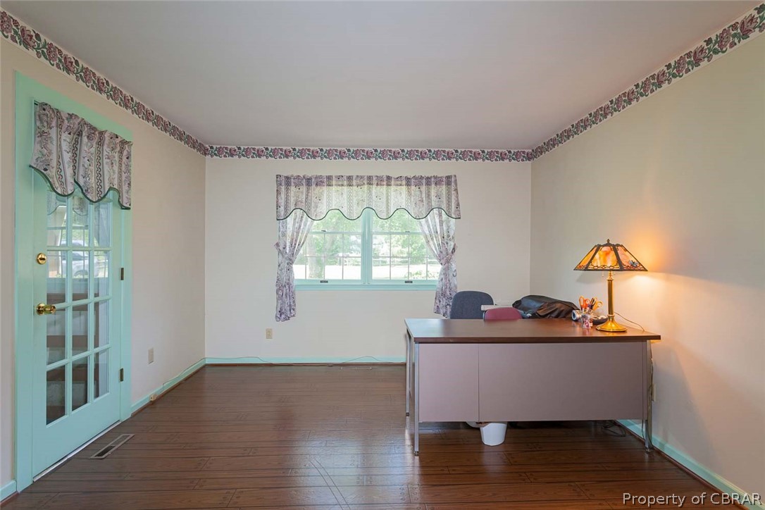 162 Chiltons Point Road Lancaster, VA 22503 - Photo 21 of 36 Access to the Indoor Pool Area