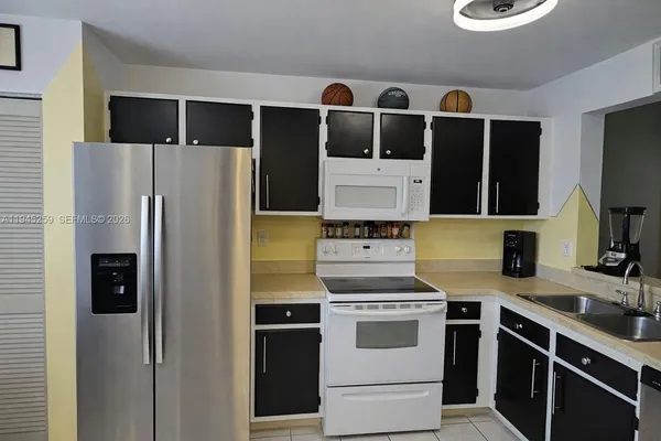 $1,900 | 1448 Churchill Circle, Unit 103, Naples, FL 34116