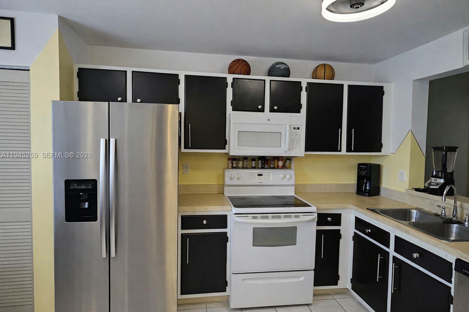 1448 Churchill Circle, Unit 103 Naples, FL 34116 - Photo 5 of 38