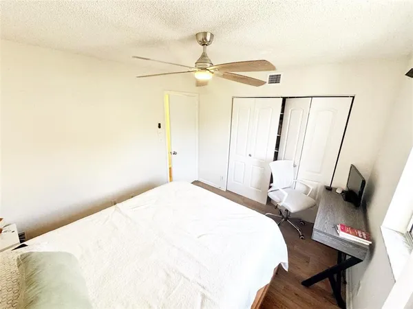 $250,000 | 715 Gardens Drive, Unit 203, Pompano Beach, FL 33069