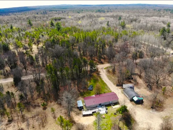 $259,900 | 984 West Rose Meadow Drive, Luther, MI 49656