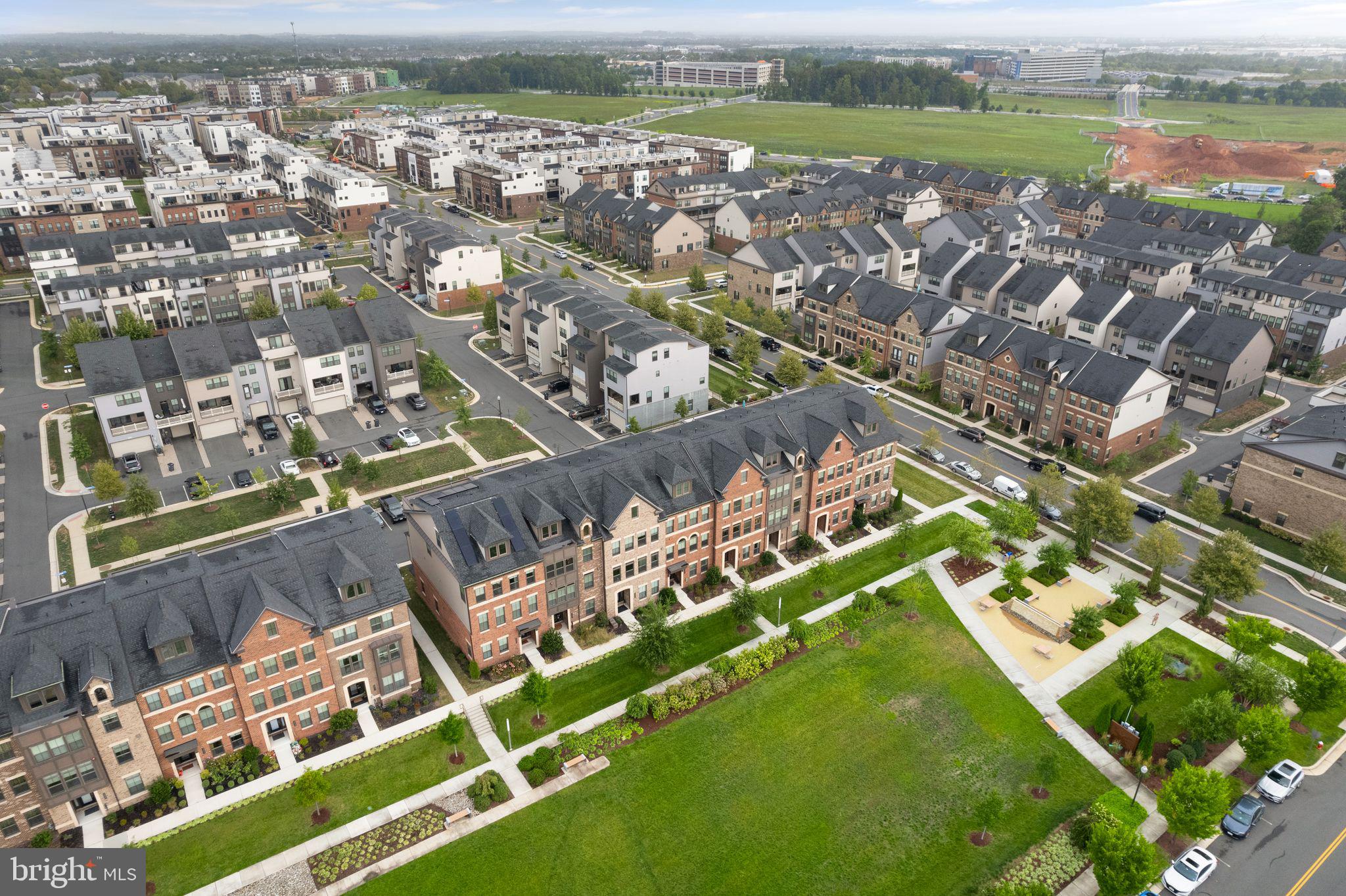 43405 Charitable Street Ashburn, VA 20148 - Photo 44 of 44 a view of a city